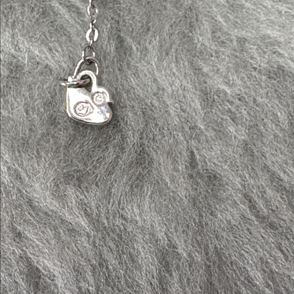 Swarovski glass pearl and crystal necklace - Picture 4 of 8